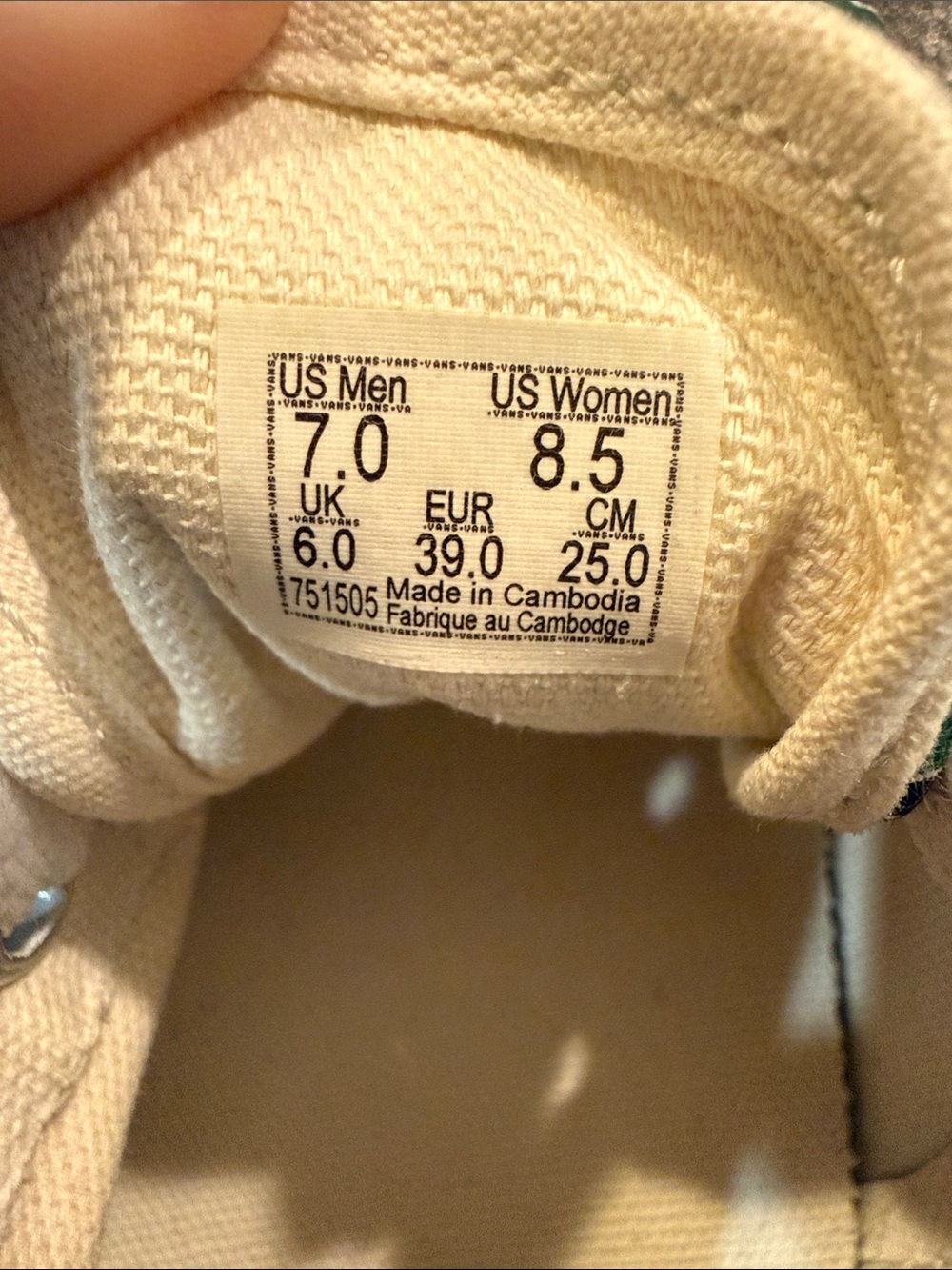 Women’s Vans Floral Canvas Sneakers - White with multicolor flowers - size 8.5 - Picture 2 of 7
